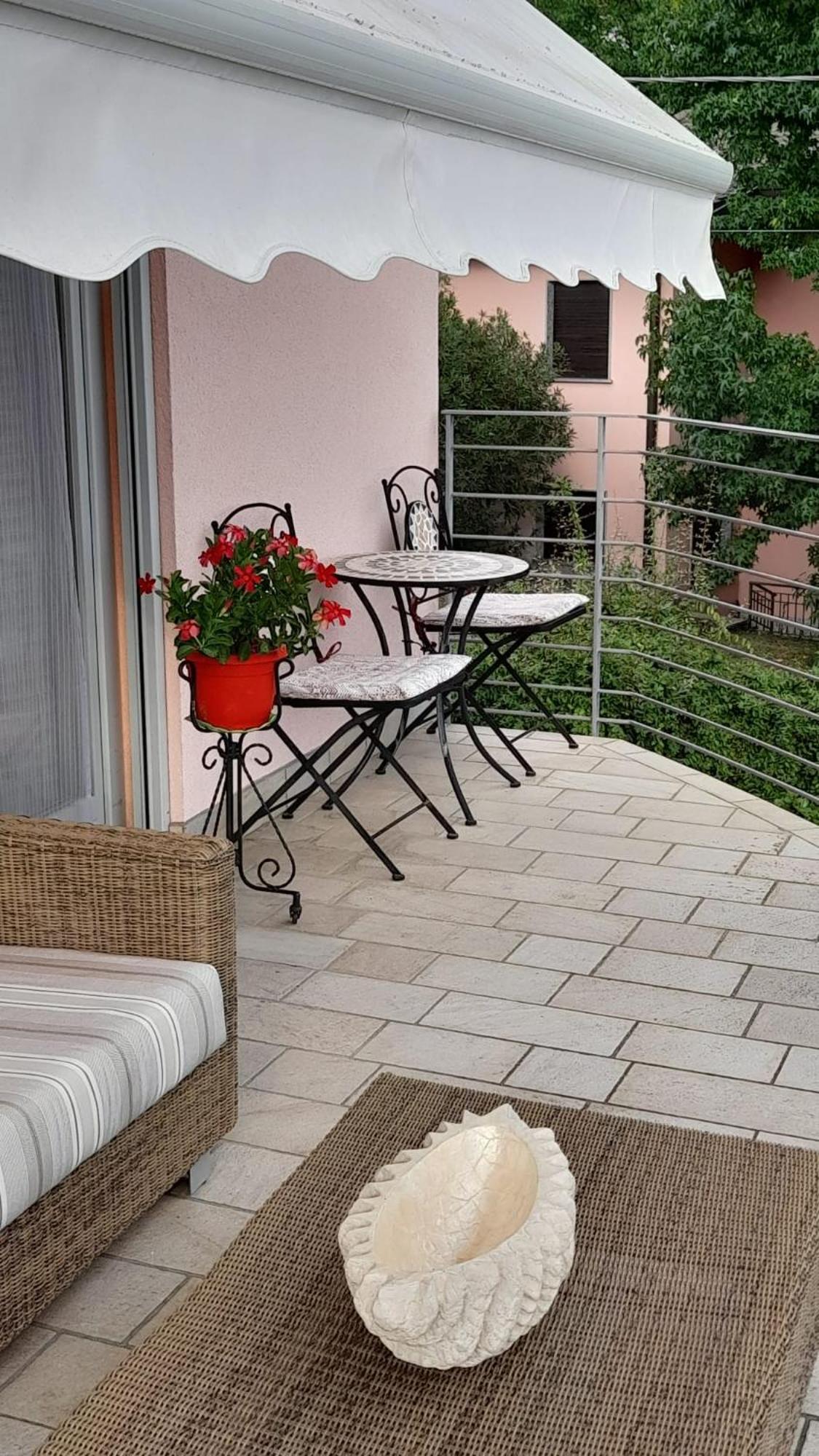 Villa Dei Tramonti Gavirate Εξωτερικό φωτογραφία